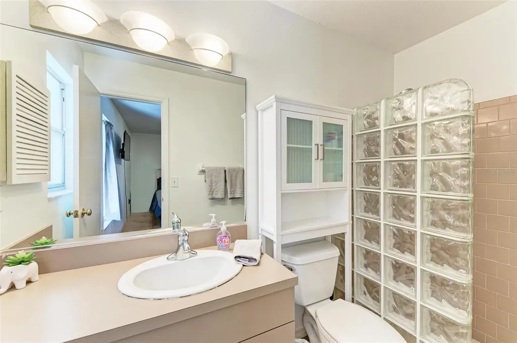 2660 Davis Boulevard Sarasota FL 34237