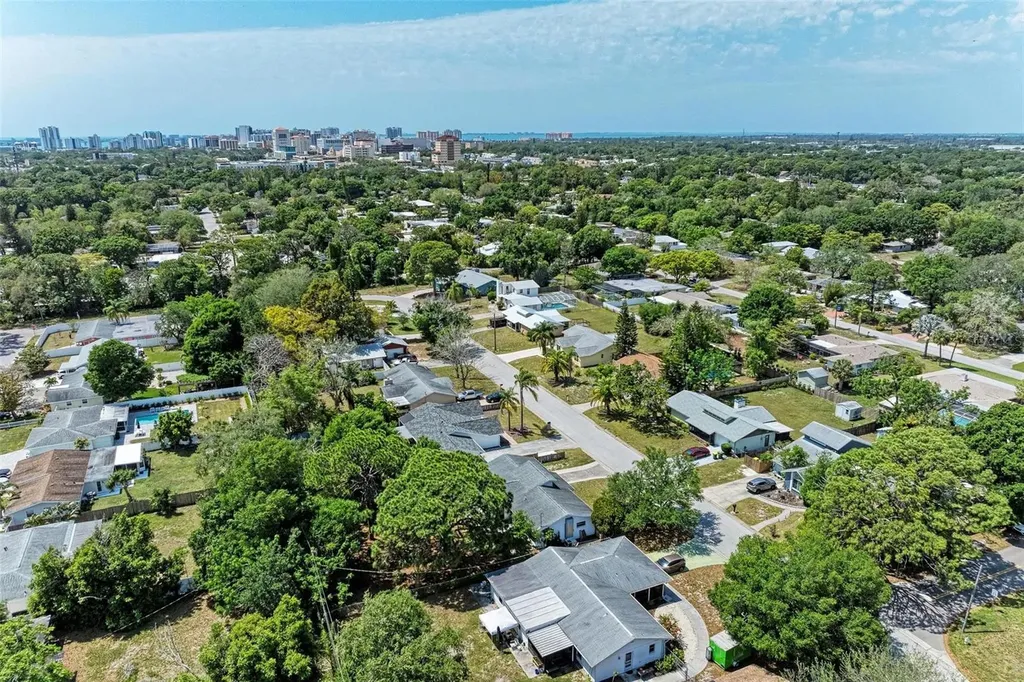 2660 Davis Boulevard Sarasota FL 34237
