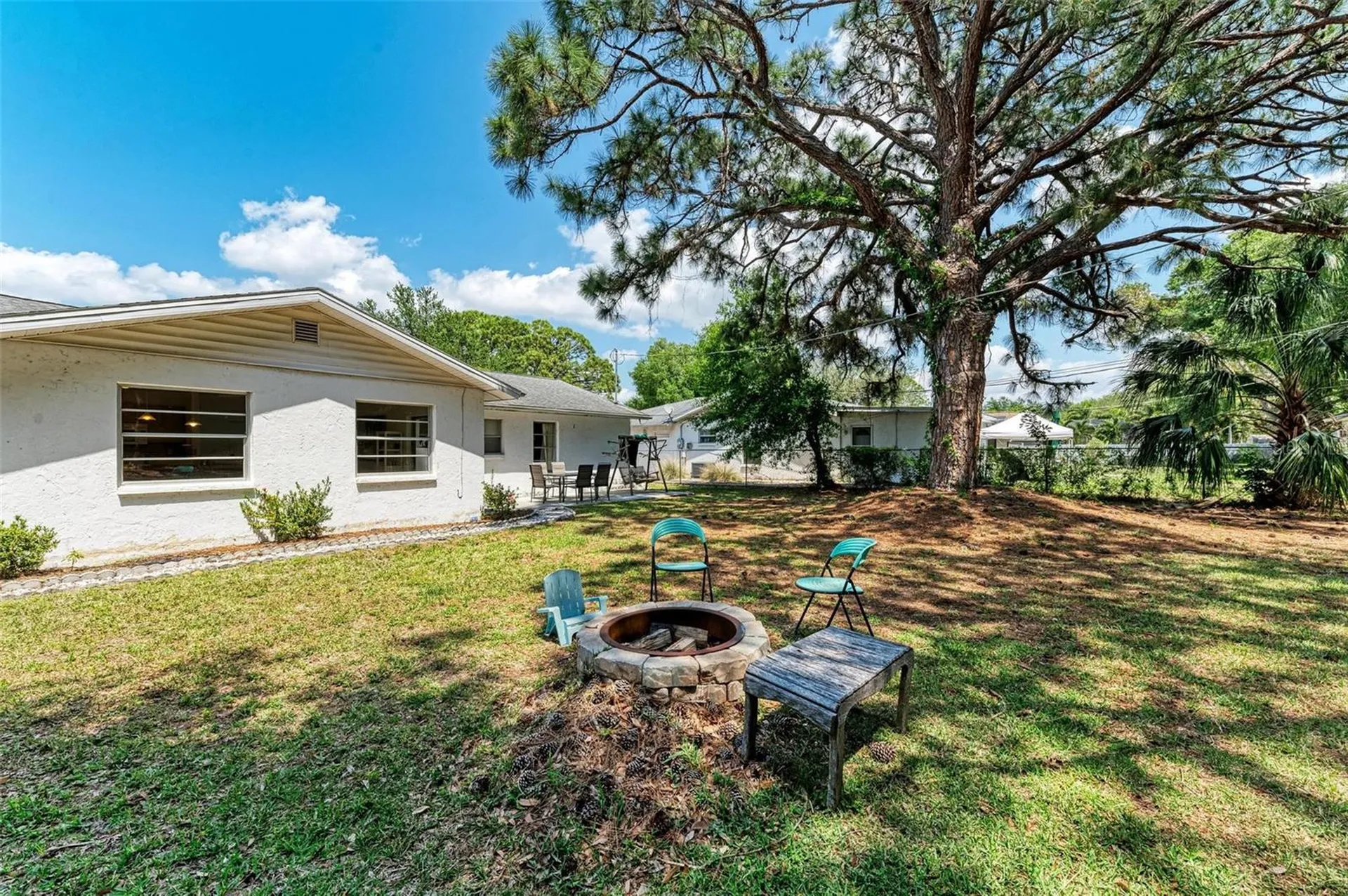 2660 Davis Boulevard Sarasota FL 34237