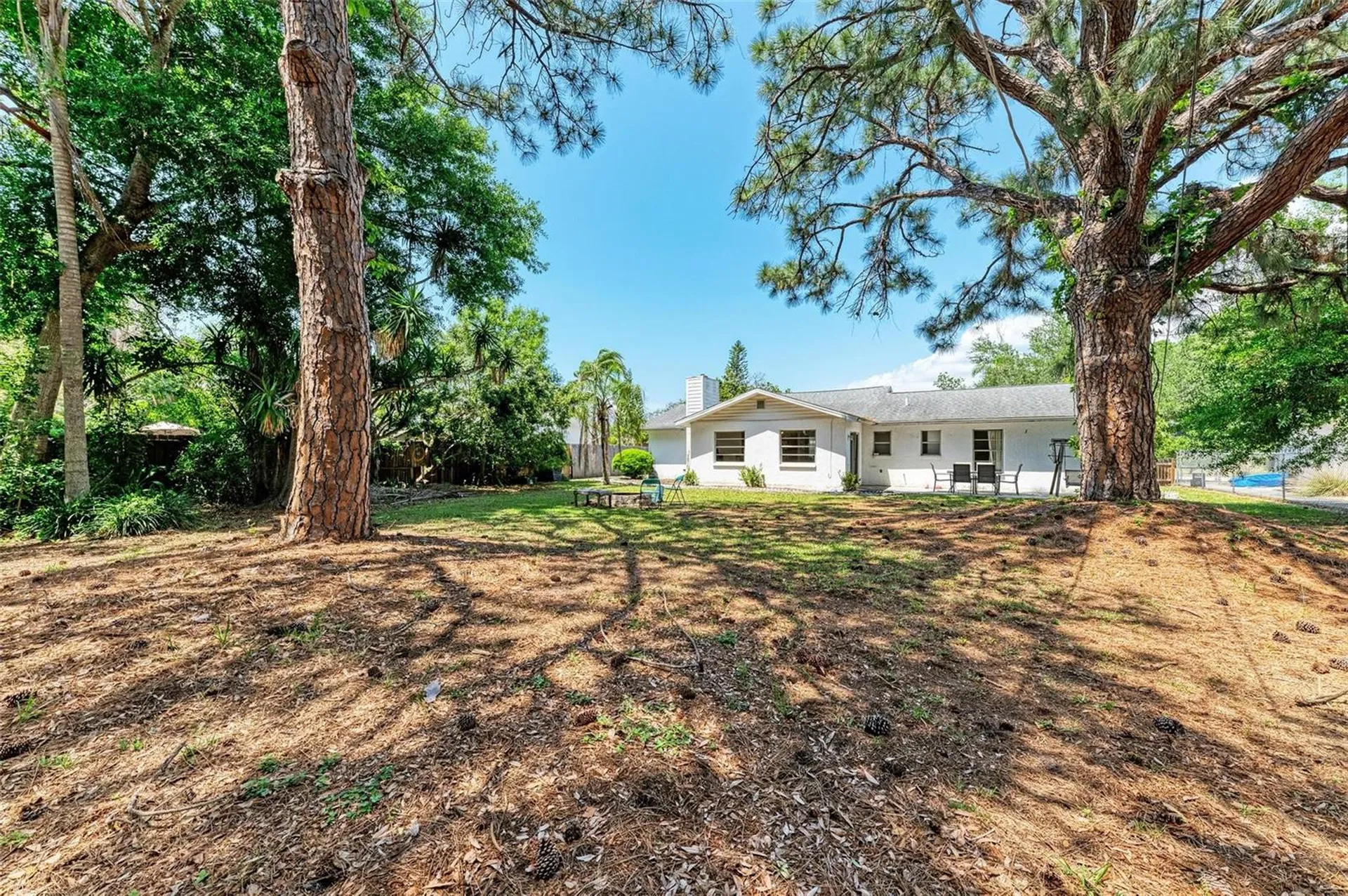 2660 Davis Boulevard Sarasota FL 34237