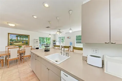 2660 Davis Boulevard Sarasota FL 34237