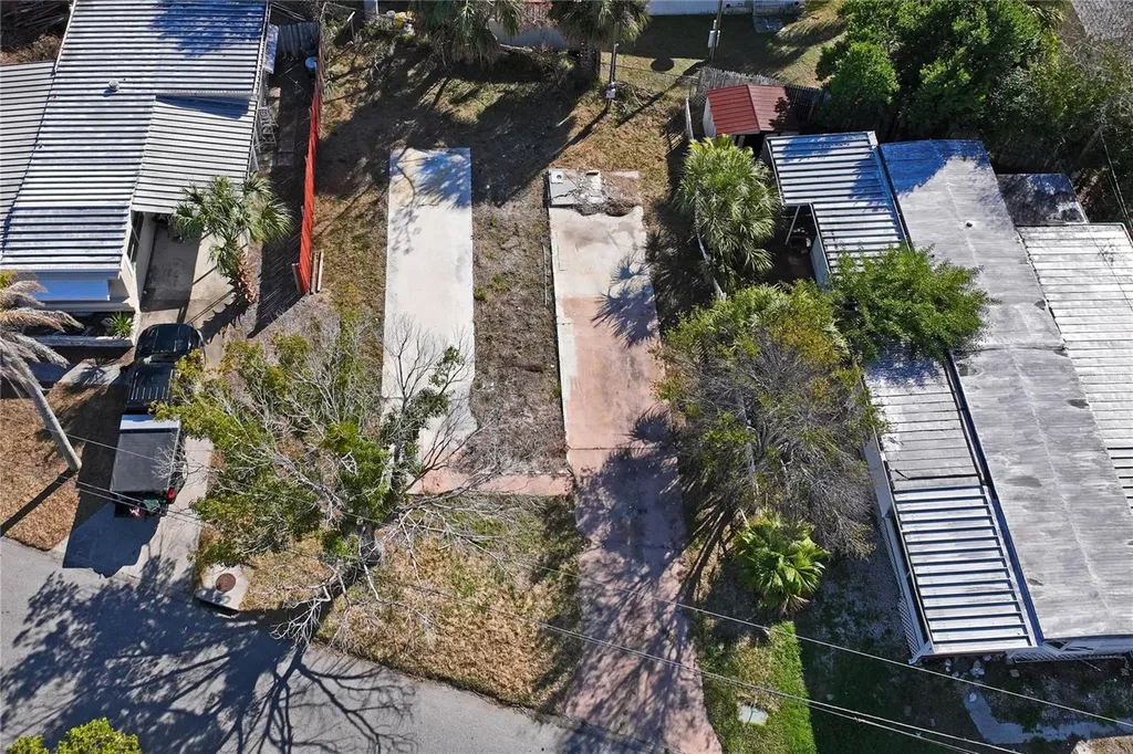 736 Driftwood Lane Tarpon Springs FL 34689