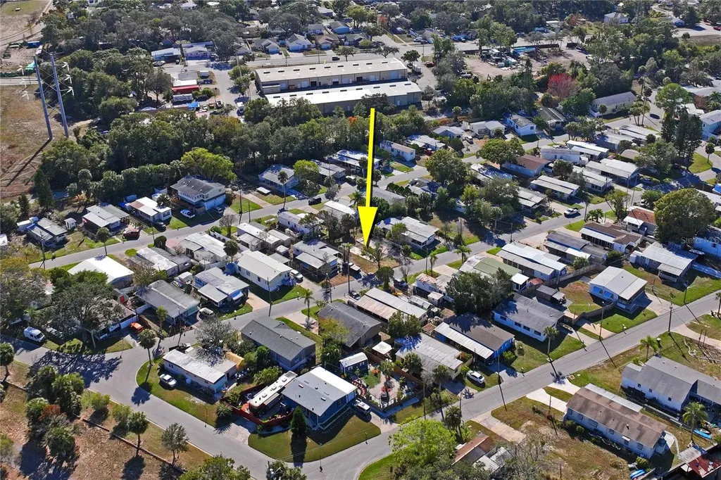 736 Driftwood Lane Tarpon Springs FL 34689