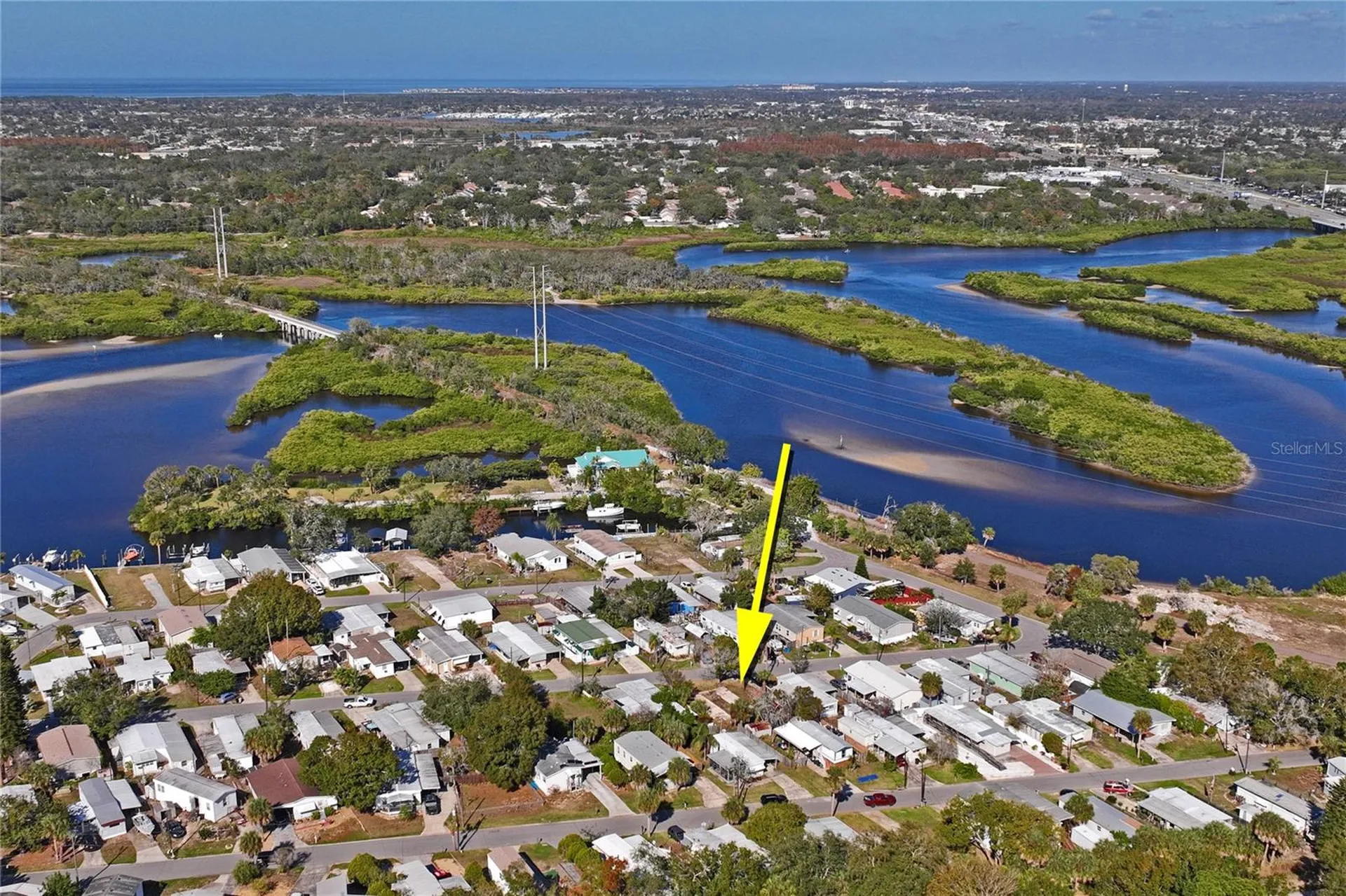 736 Driftwood Lane Tarpon Springs FL 34689