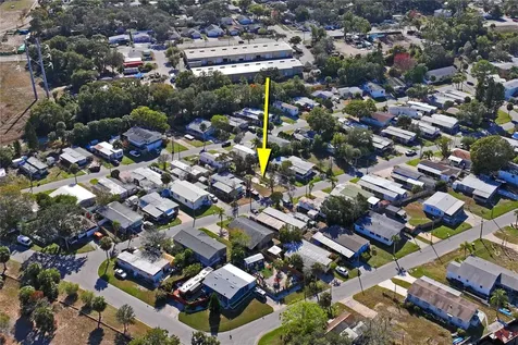 736 Driftwood Lane Tarpon Springs FL 34689