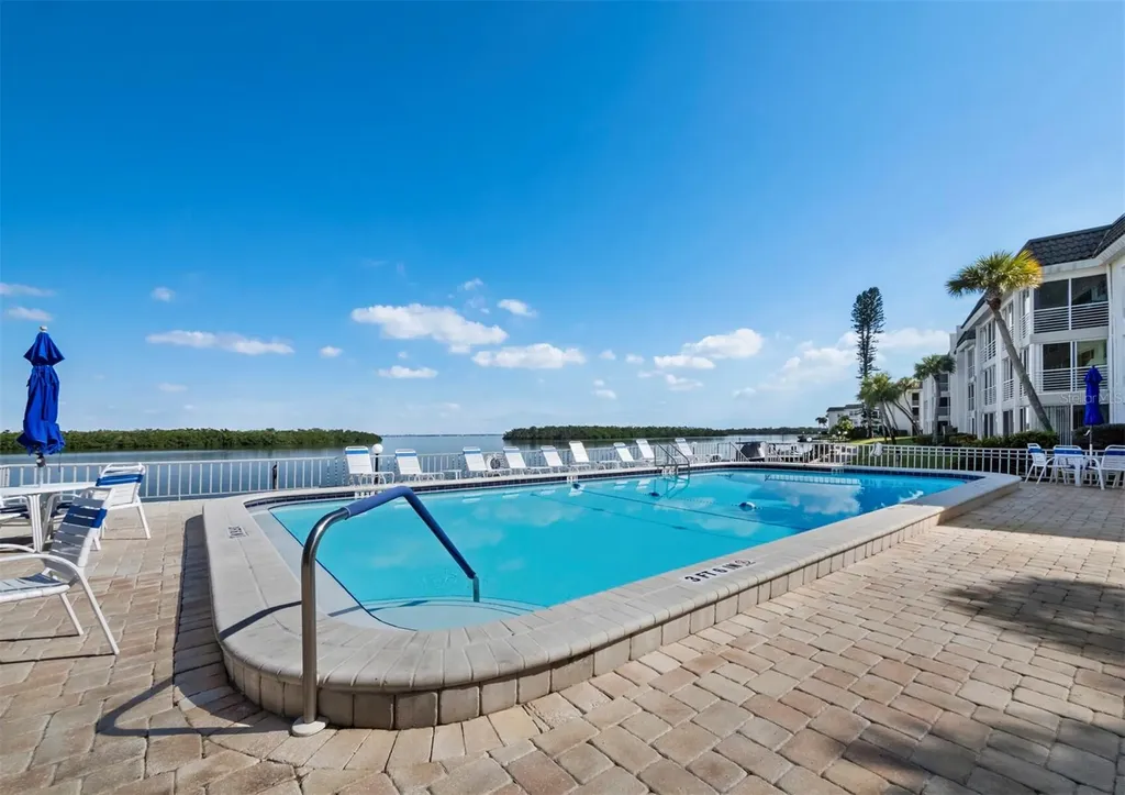 4430 Exeter Drive Longboat Key FL 34228
