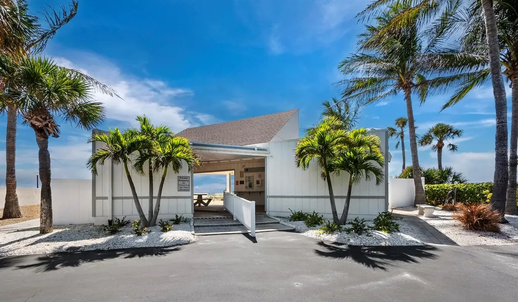 4430 Exeter Drive Longboat Key FL 34228