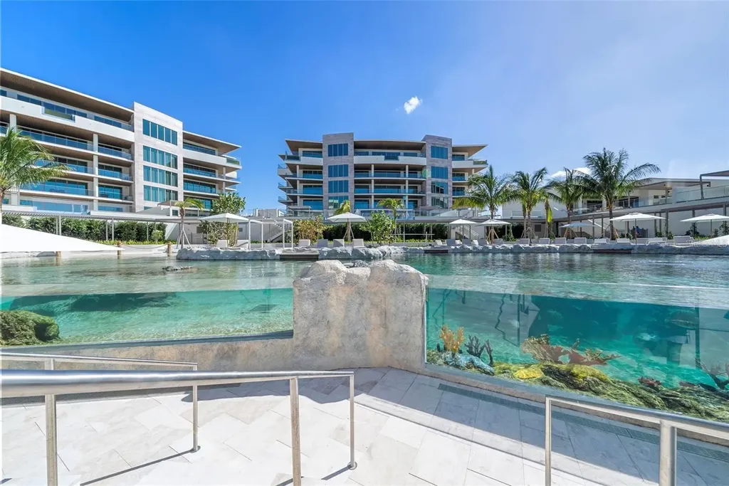 1591 Gulf Of Mexico Drive Longboat Key FL 34228