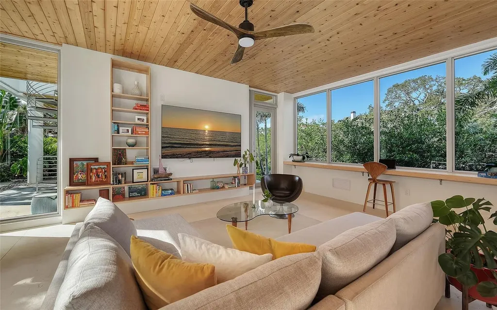 1401 Kenilworth Street Sarasota FL 34231