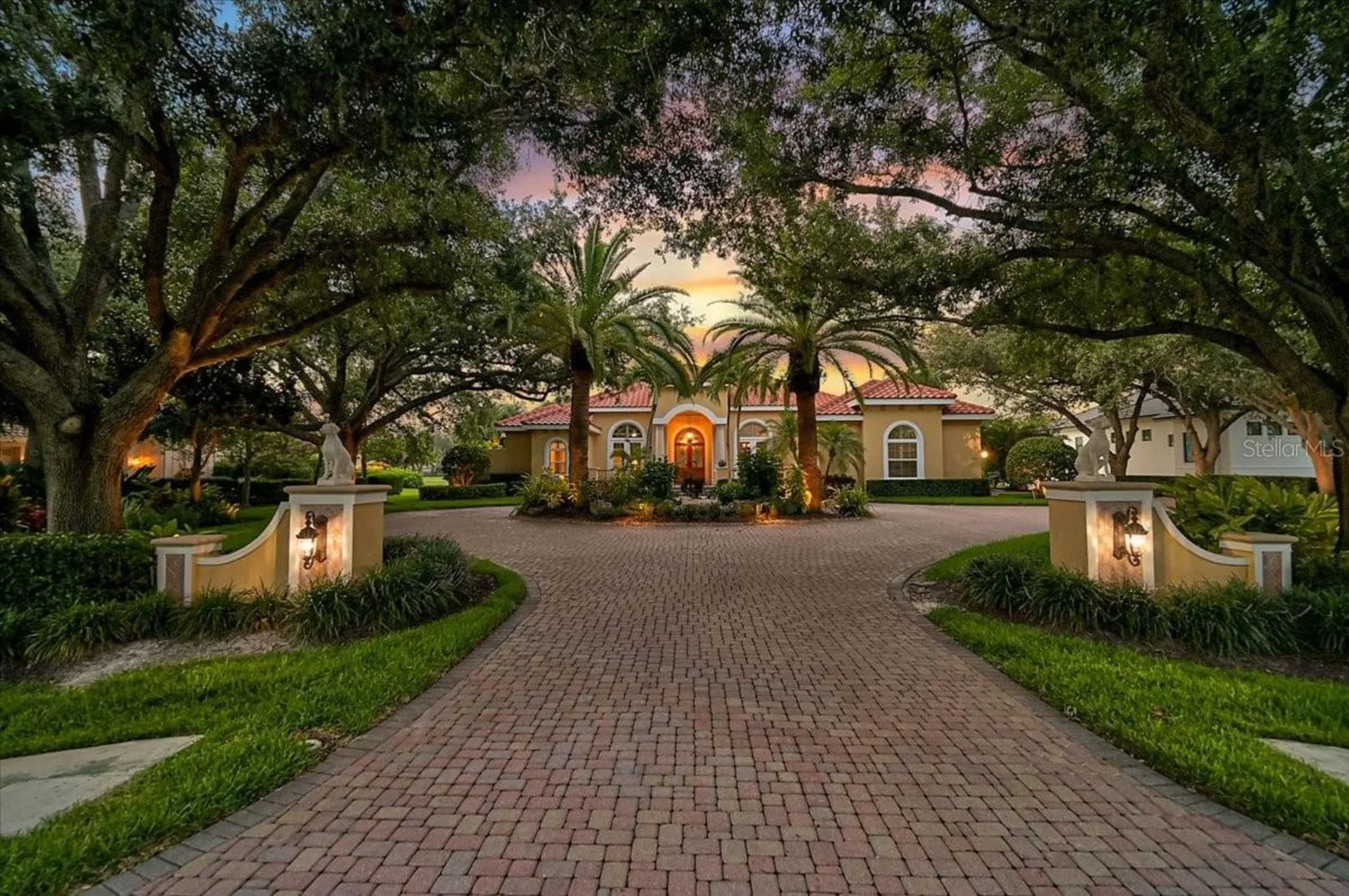 Osprey FL, 433 E Macewen Drive