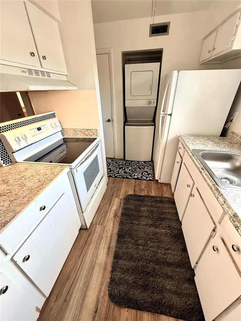1000 Lake Of The Woods Boulevard Casselberry FL 32730