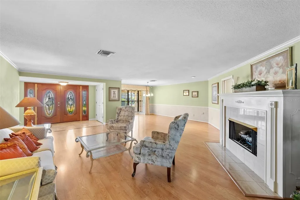2943 Whisper Lane N Clearwater FL 33762