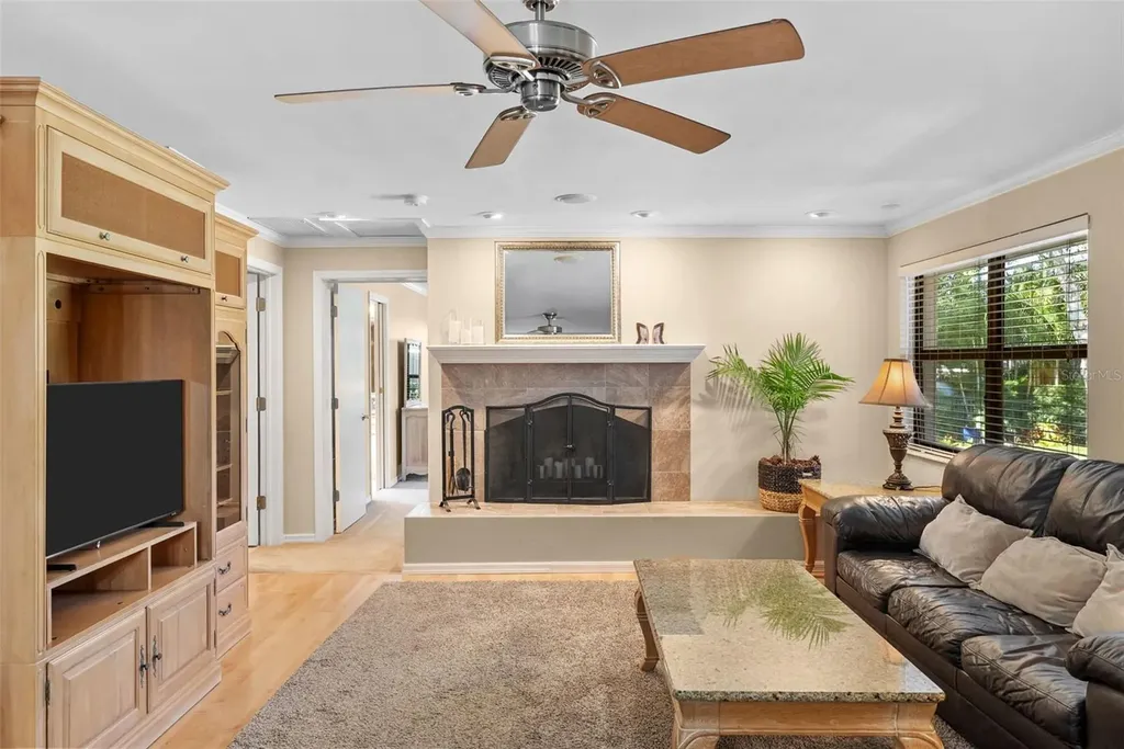 2943 Whisper Lane N Clearwater FL 33762