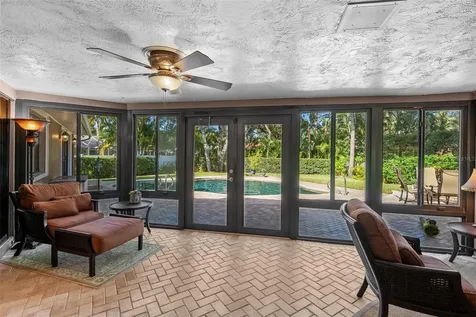 2943 Whisper Lane N Clearwater FL 33762