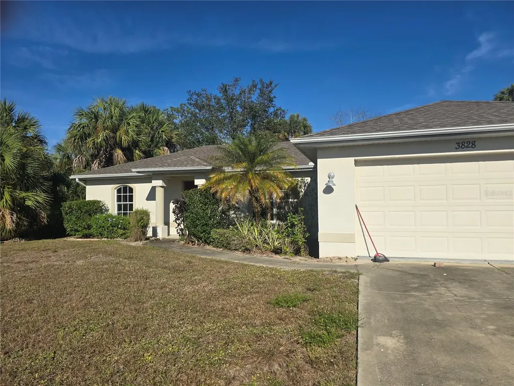 3828 Trenton Lane North Port FL 34288