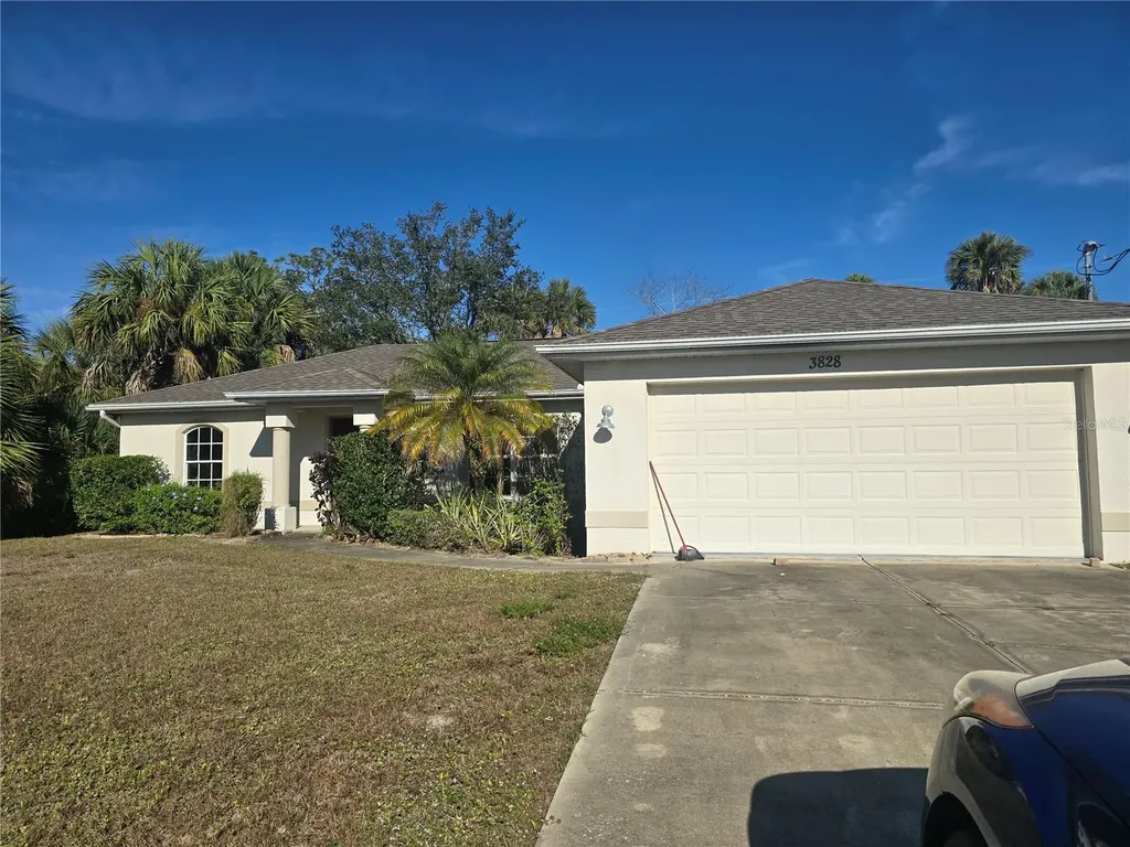 3828 Trenton Lane North Port FL 34288