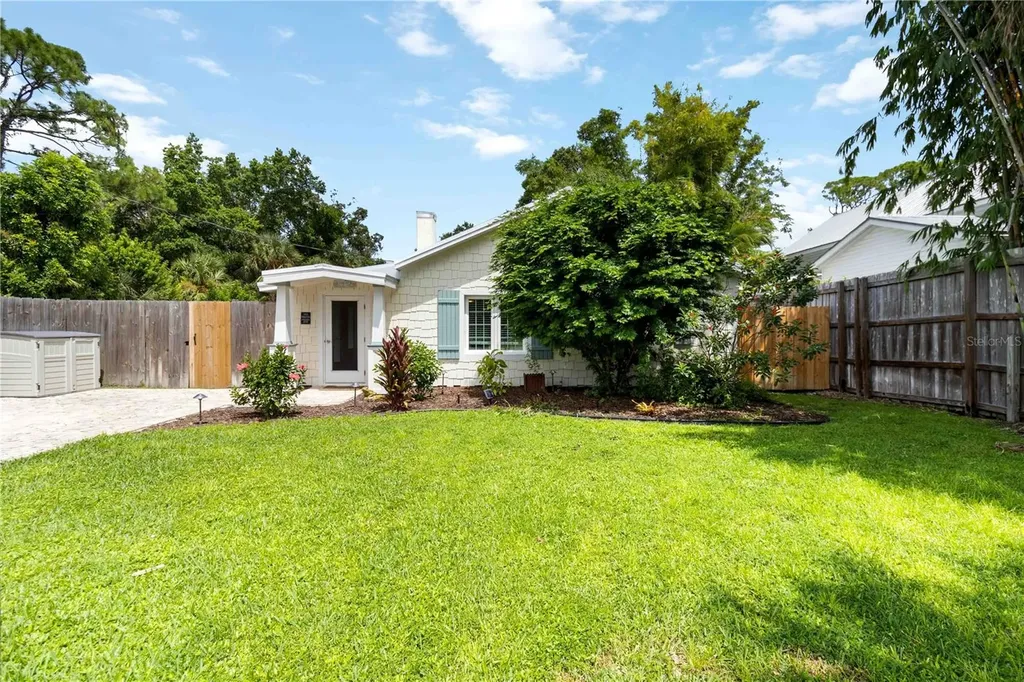 2537 Ashton Road Sarasota FL 34231
