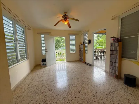 Bo Barrero Rincon PR 00677