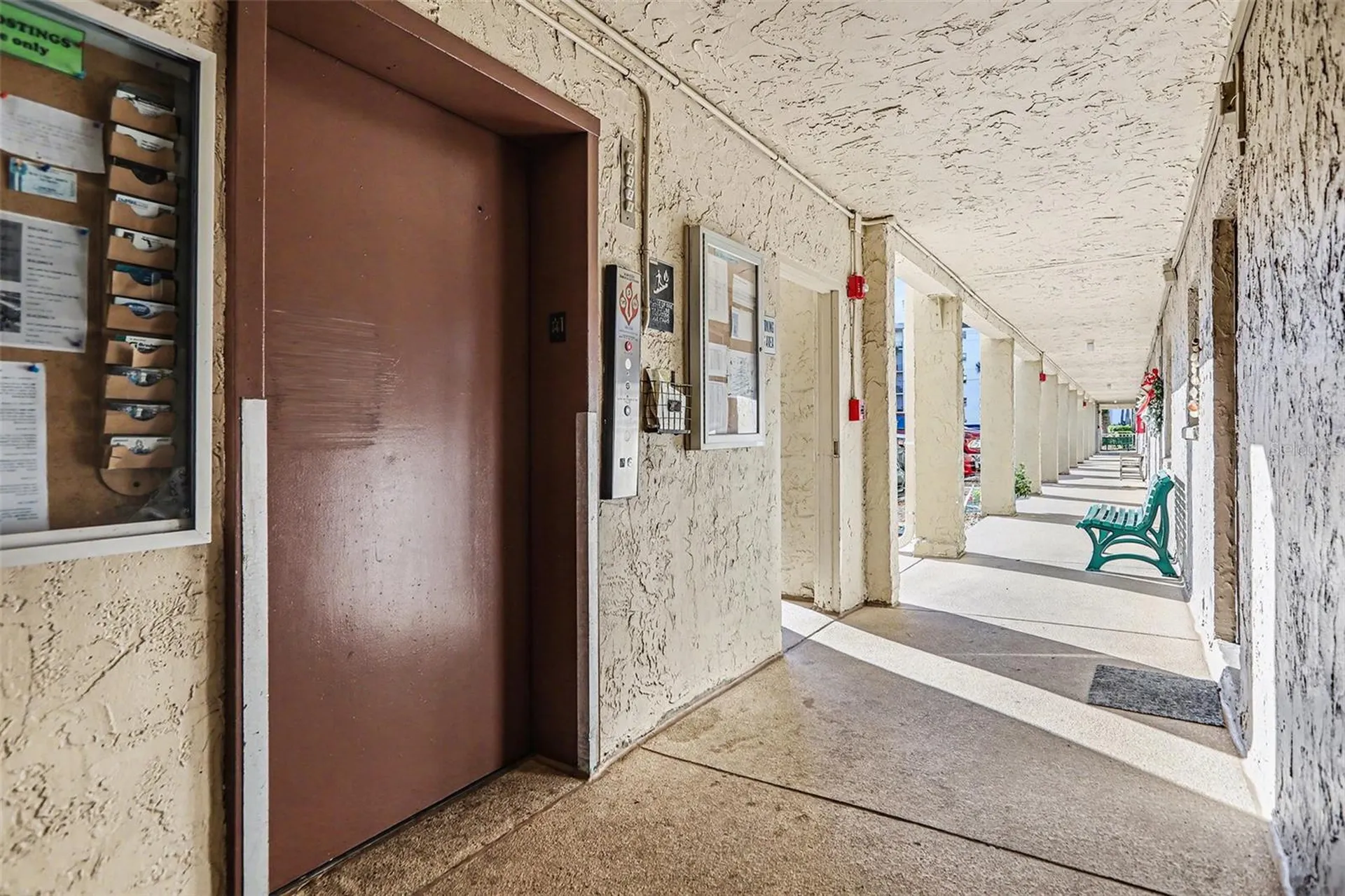 3723 Lake Bayshore Drive Bradenton FL 34205