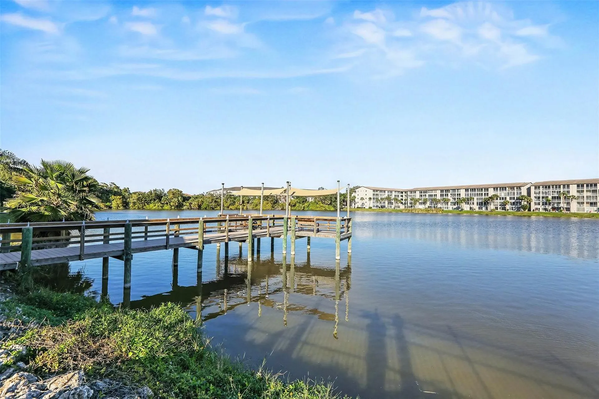 3723 Lake Bayshore Drive Bradenton FL 34205