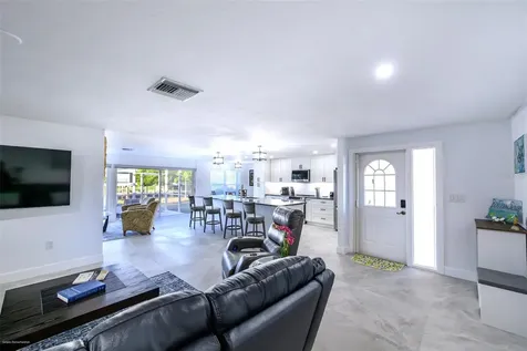 149 Crescent Drive Punta Gorda FL 33950