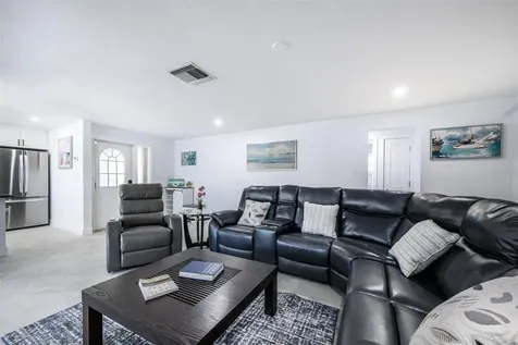 149 Crescent Drive Punta Gorda FL 33950