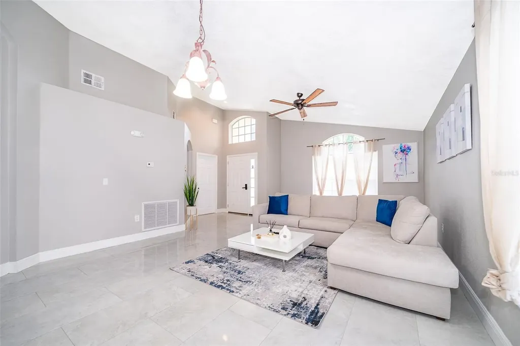 207 Langham Drive Davenport FL 33897