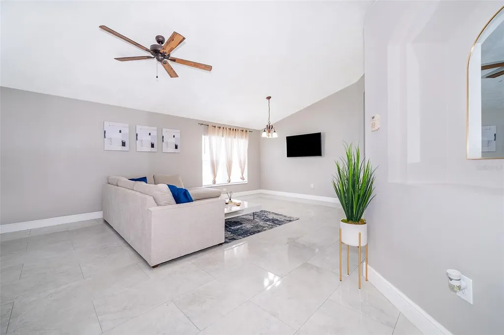207 Langham Drive Davenport FL 33897