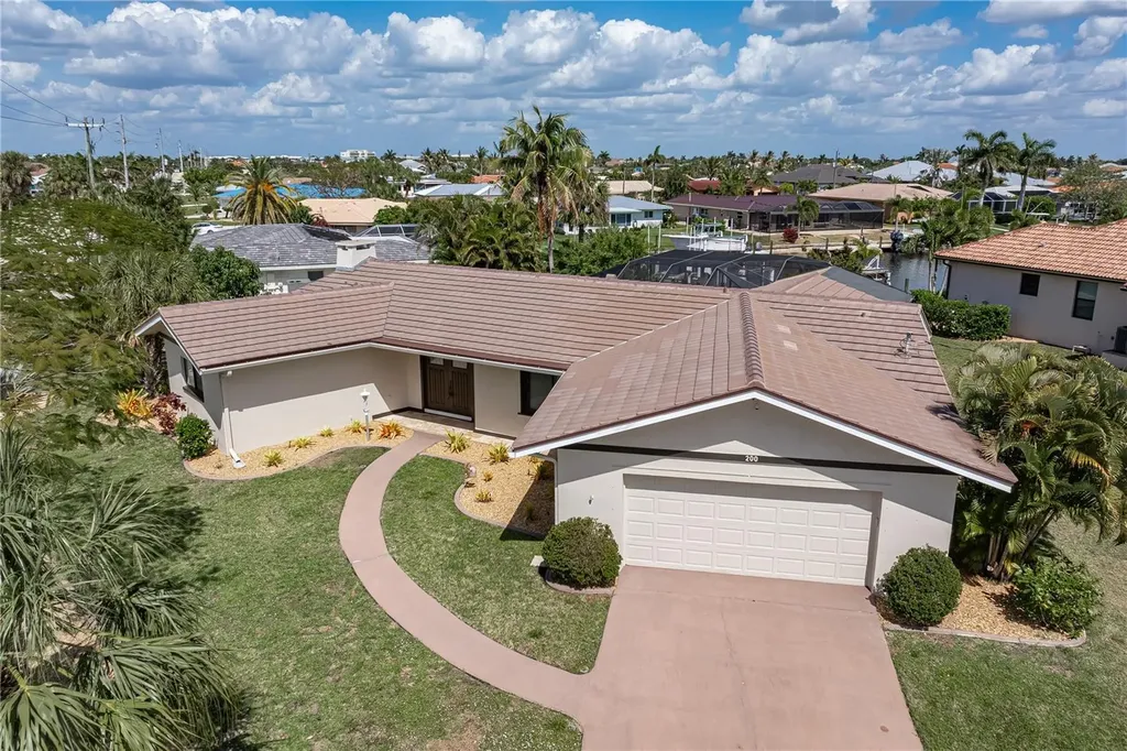 200 Capri Isles Court Punta Gorda FL 33950