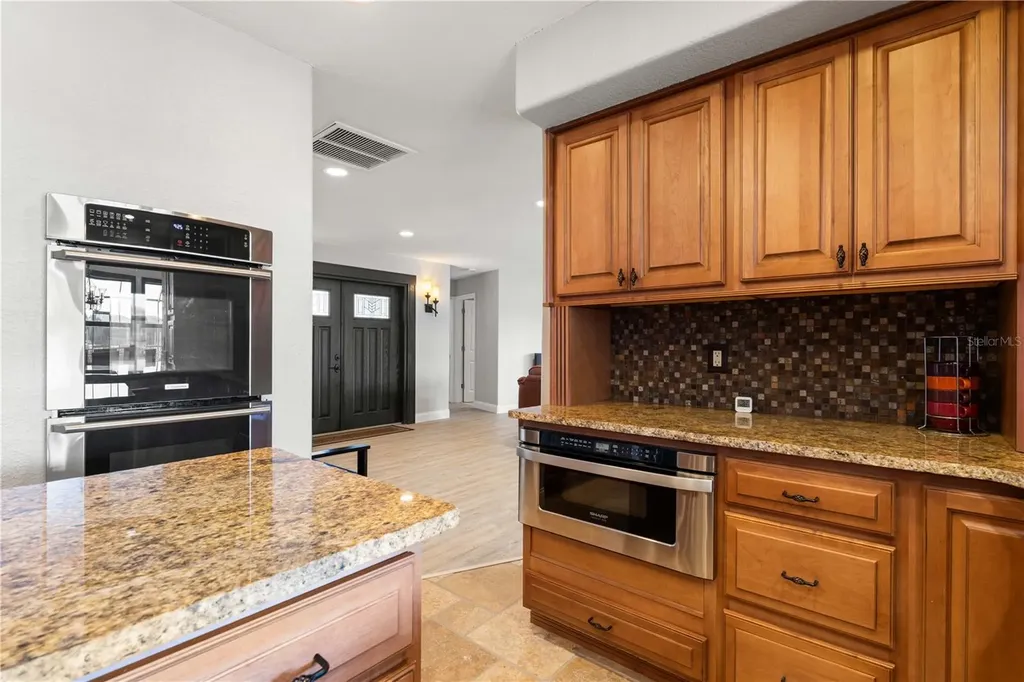 200 Capri Isles Court Punta Gorda FL 33950