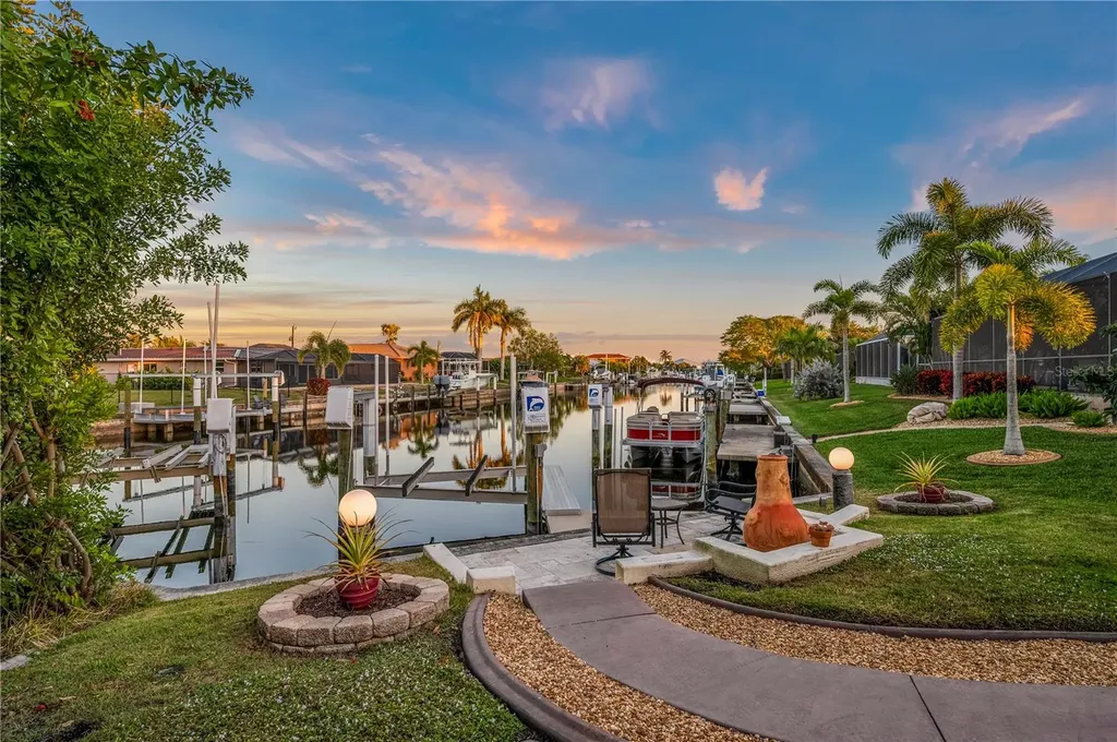 200 Capri Isles Court Punta Gorda FL 33950