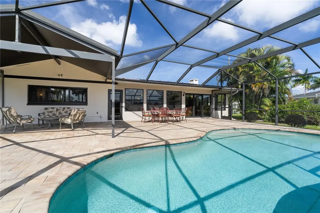 200 Capri Isles Court Punta Gorda FL 33950