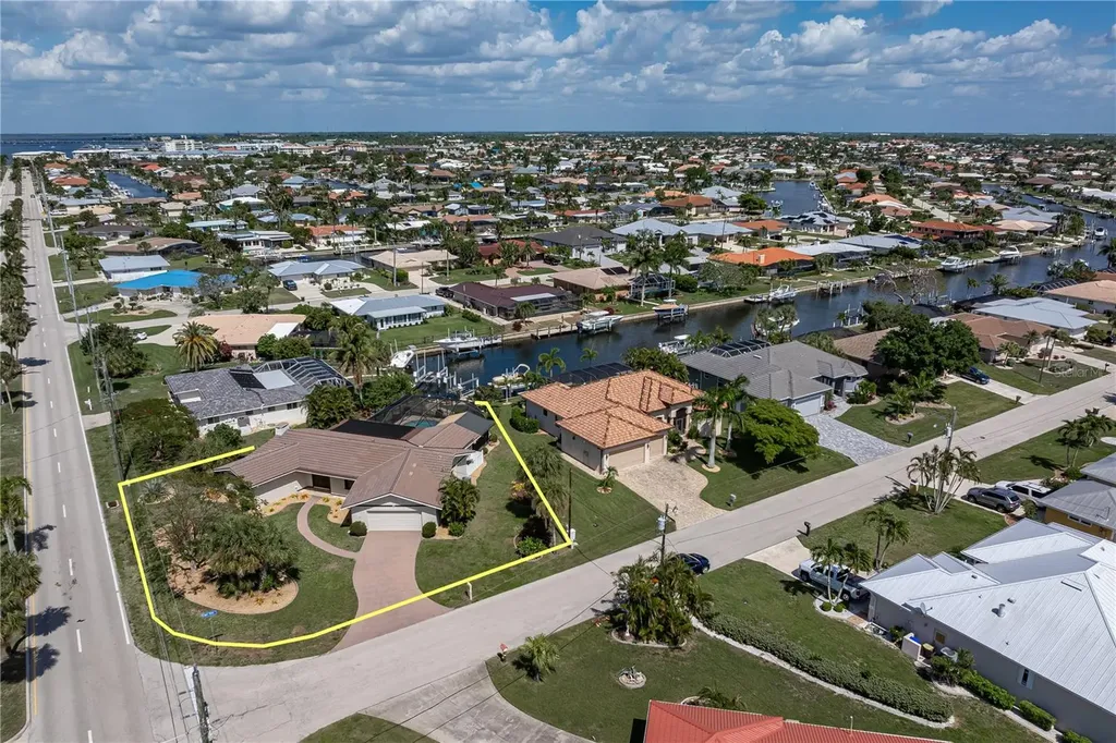 200 Capri Isles Court Punta Gorda FL 33950