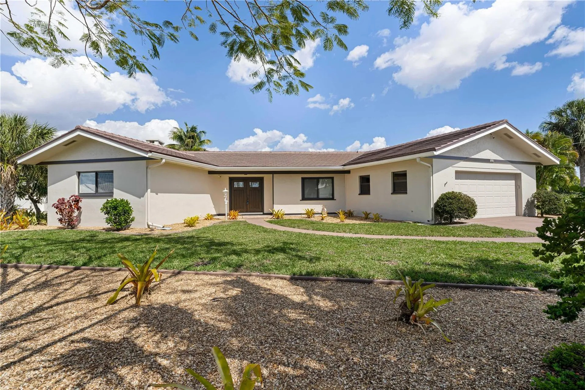 200 Capri Isles Court Punta Gorda FL 33950
