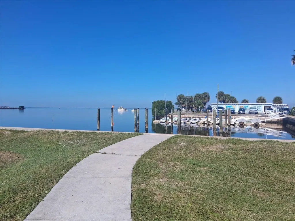 216 Berry Street Punta Gorda FL 33950