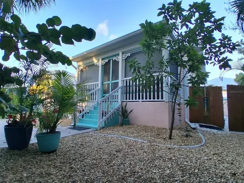216 Berry Street Punta Gorda FL 33950