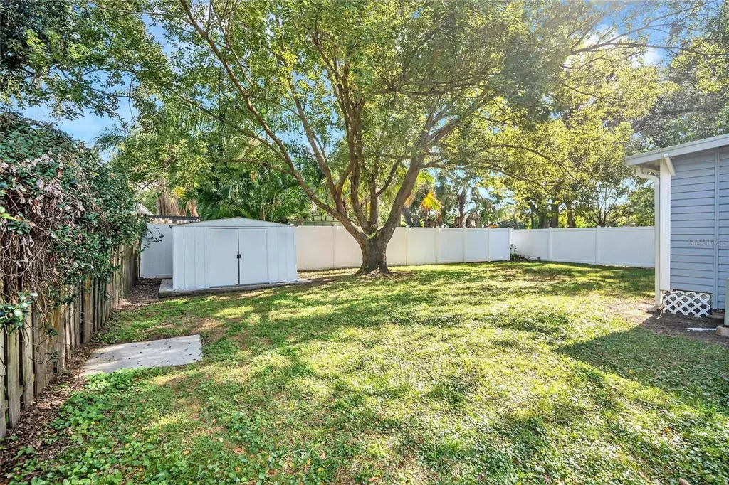 505 S Crystal Lake Drive Orlando FL 32803