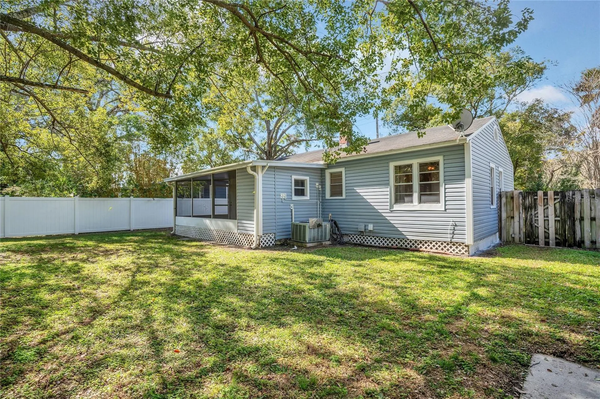 505 S Crystal Lake Drive Orlando FL 32803