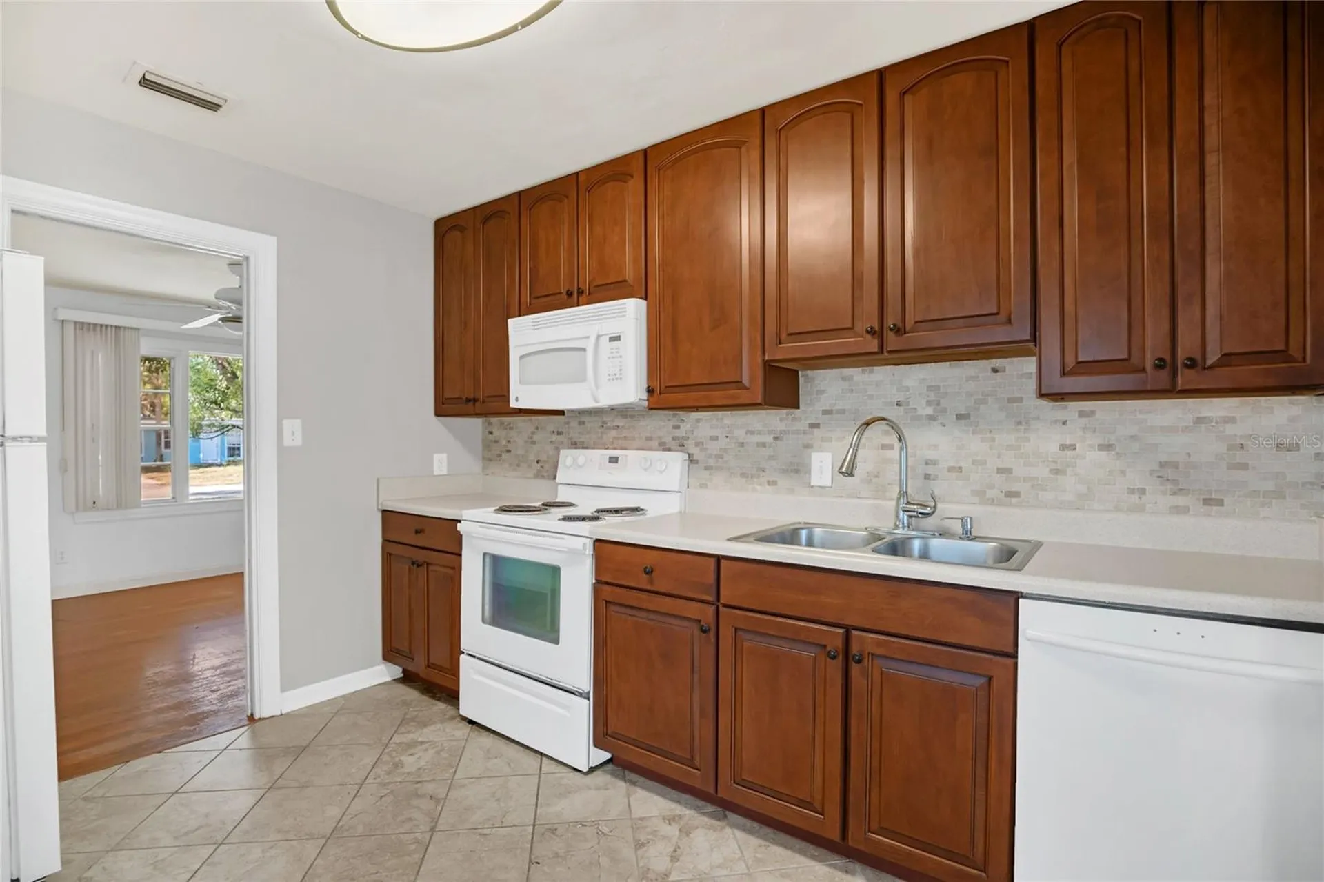 505 S Crystal Lake Drive Orlando FL 32803