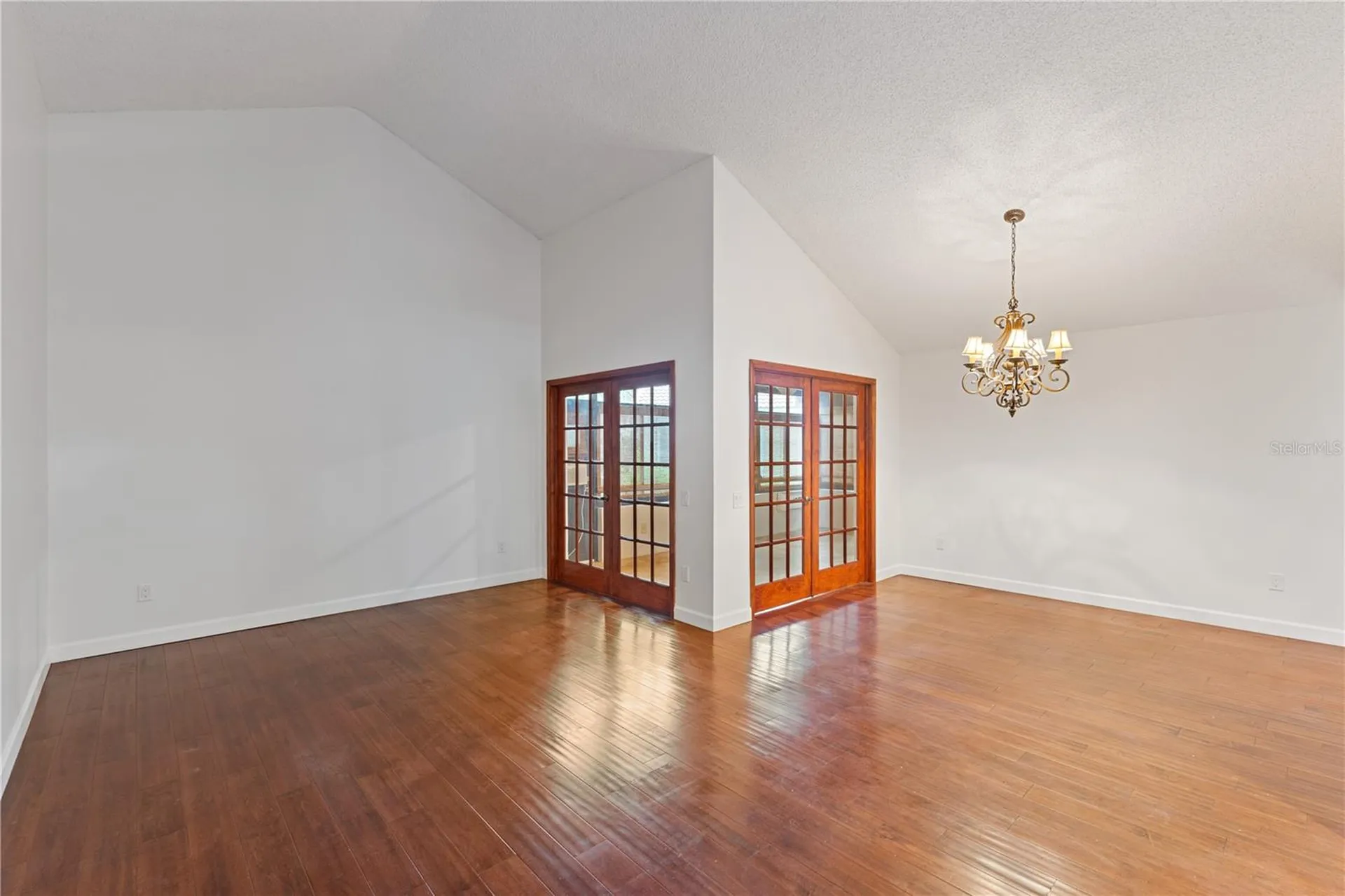 7423 Elsworth Court Orlando FL 32819
