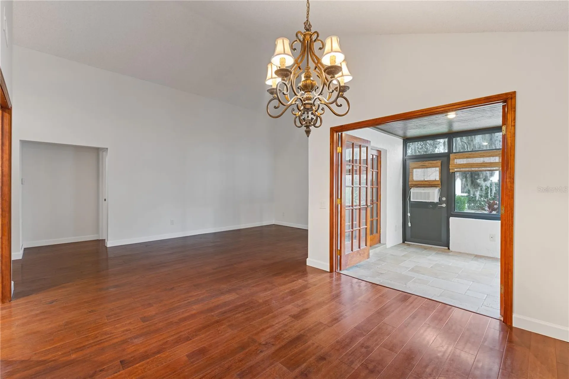 7423 Elsworth Court Orlando FL 32819