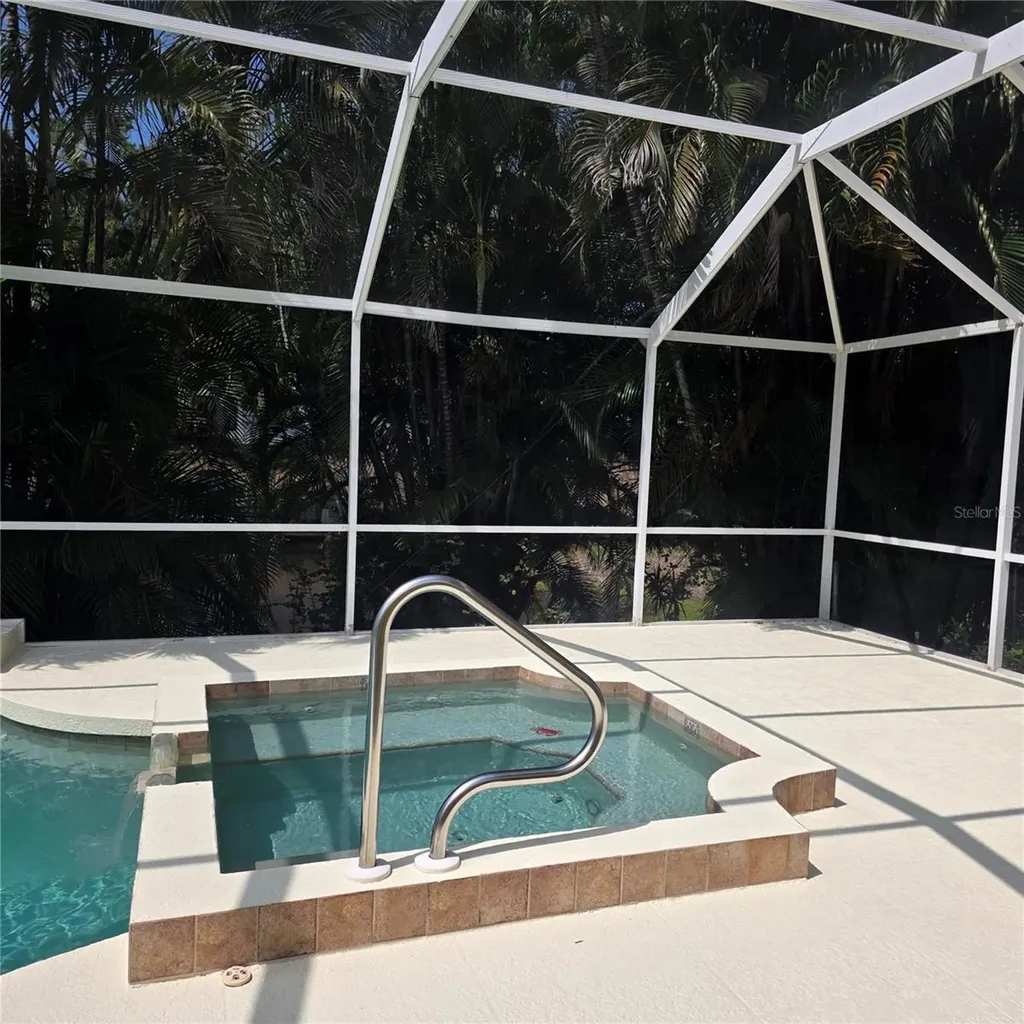 3310 Mineola Drive Sarasota FL 34239