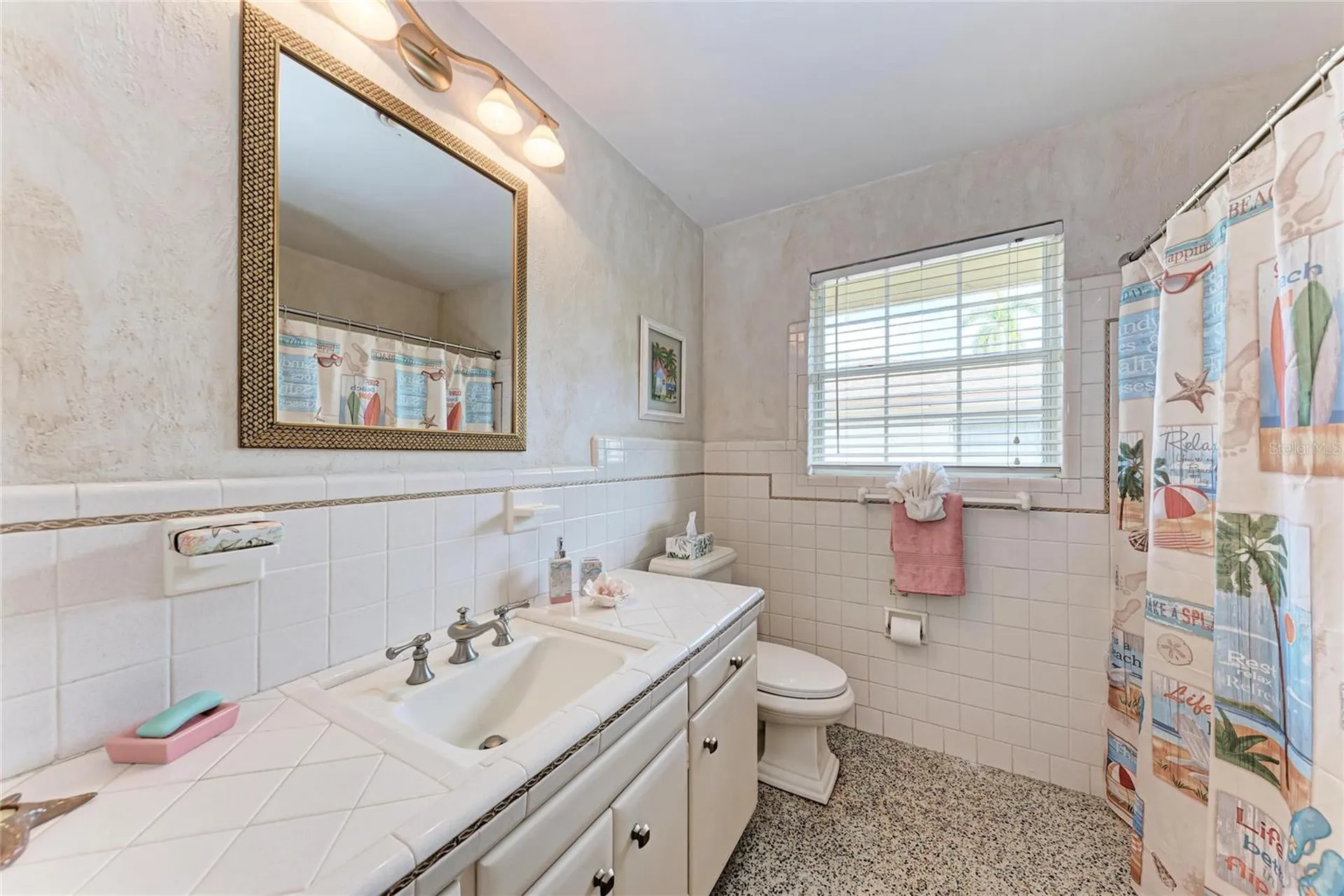 3310 Mineola Drive Sarasota FL 34239