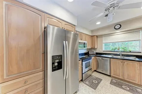 3310 Mineola Drive Sarasota FL 34239