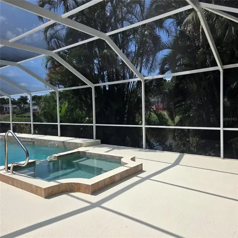 3310 Mineola Drive Sarasota FL 34239