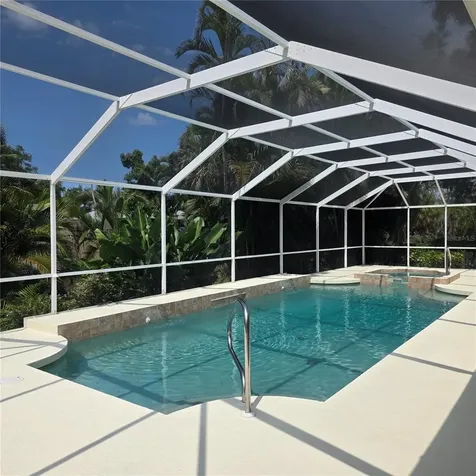3310 Mineola Drive Sarasota FL 34239
