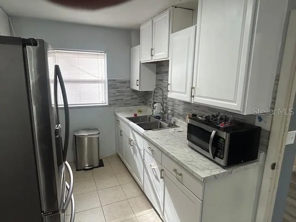 1801 NE 28 Avenue N Gainesville FL 32609