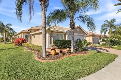 15767 Crystal Waters Drive Wimauma FL 33598