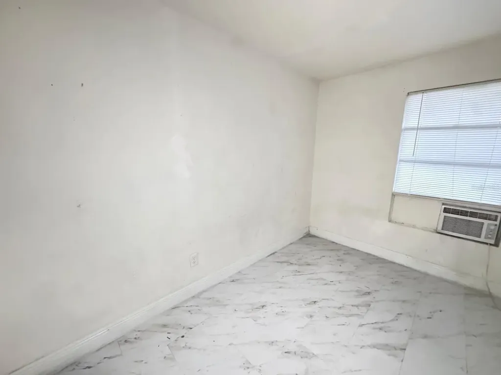 229 S Candler Avenue Orlando FL 32835