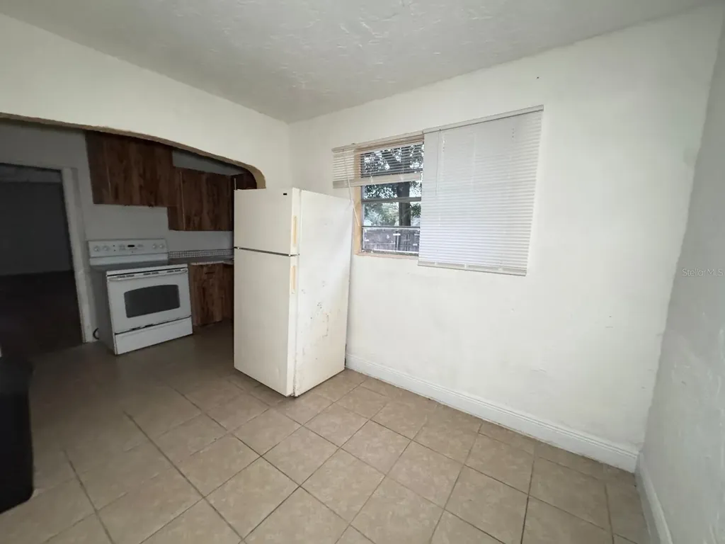 229 S Candler Avenue Orlando FL 32835